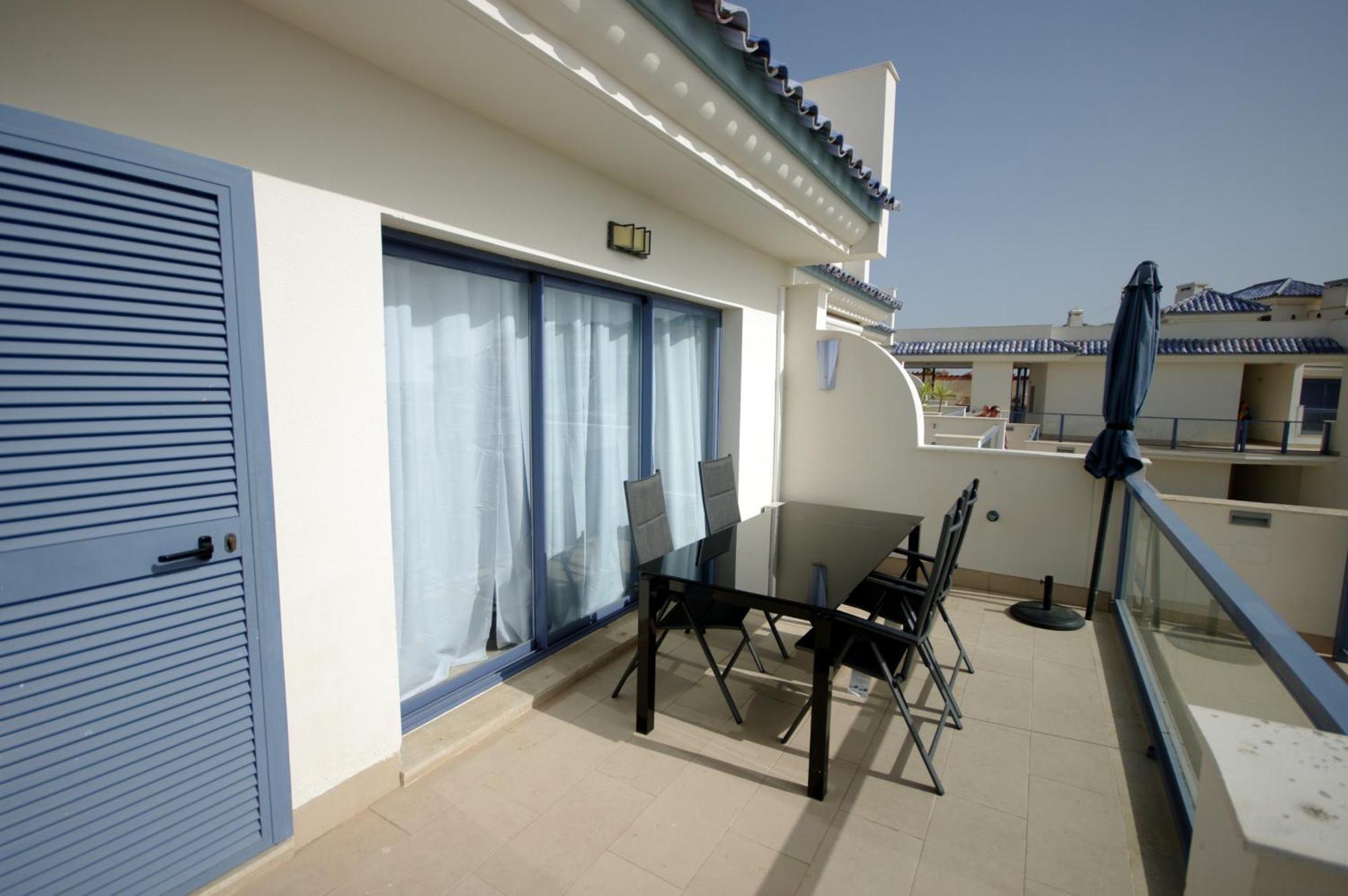 Livingtarifa Atico Aire Azul Reserva De Lances *